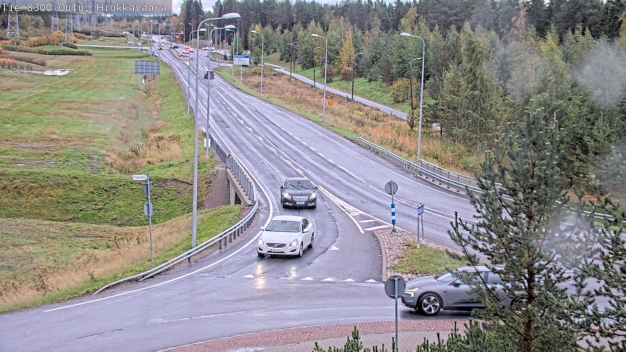 Weather Camera Image road 8300 Oulu Hiukkavaara, Oulu, Pohjois-Pohjanmaa