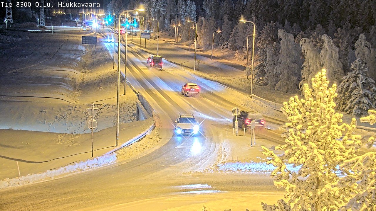 Weather Camera Image road 8300 Oulu Hiukkavaara, Oulu, Pohjois-Pohjanmaa