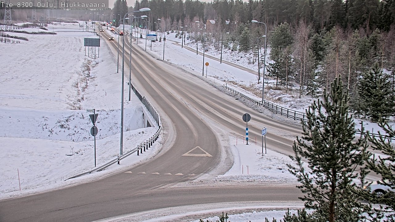 Weather Camera Image väg 8300 Oulu Hiukkavaara, Oulu, Pohjois-Pohjanmaa