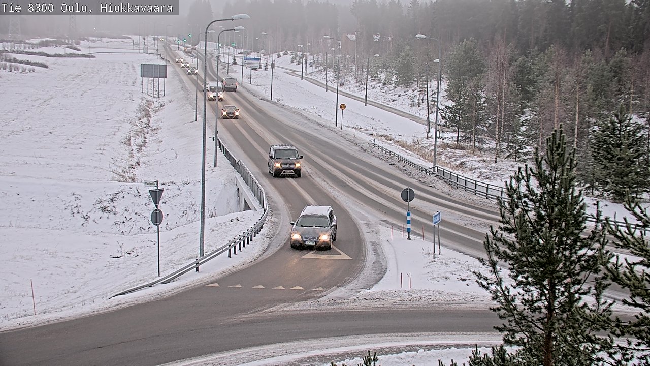 Weather Camera Image väg 8300 Oulu Hiukkavaara, Oulu, Pohjois-Pohjanmaa