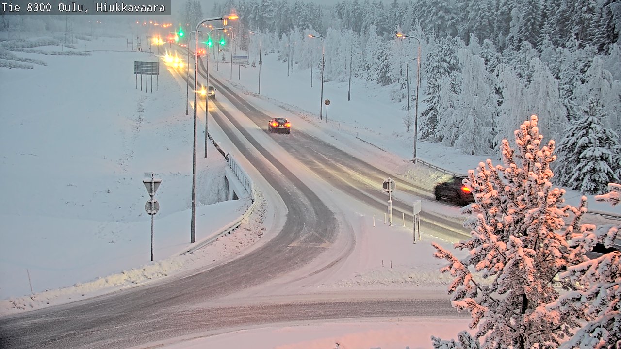 Weather Camera Image road 8300 Oulu Hiukkavaara, Oulu, Pohjois-Pohjanmaa