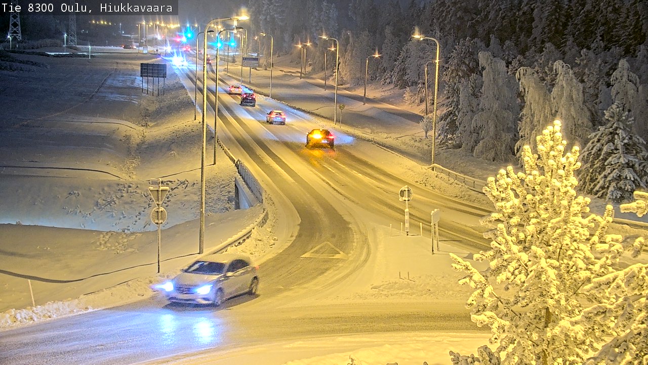 Weather Camera Image road 8300 Oulu Hiukkavaara, Oulu, Pohjois-Pohjanmaa