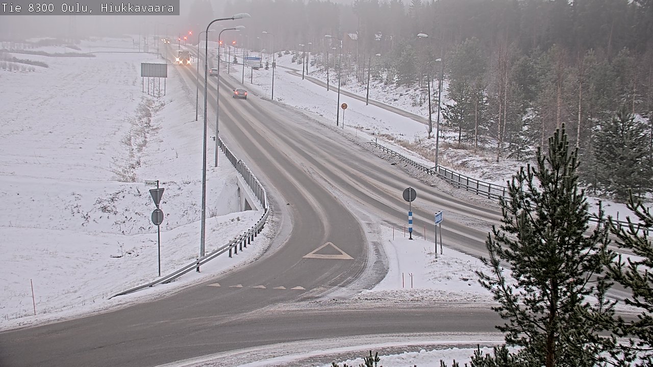 Weather Camera Image väg 8300 Oulu Hiukkavaara, Oulu, Pohjois-Pohjanmaa