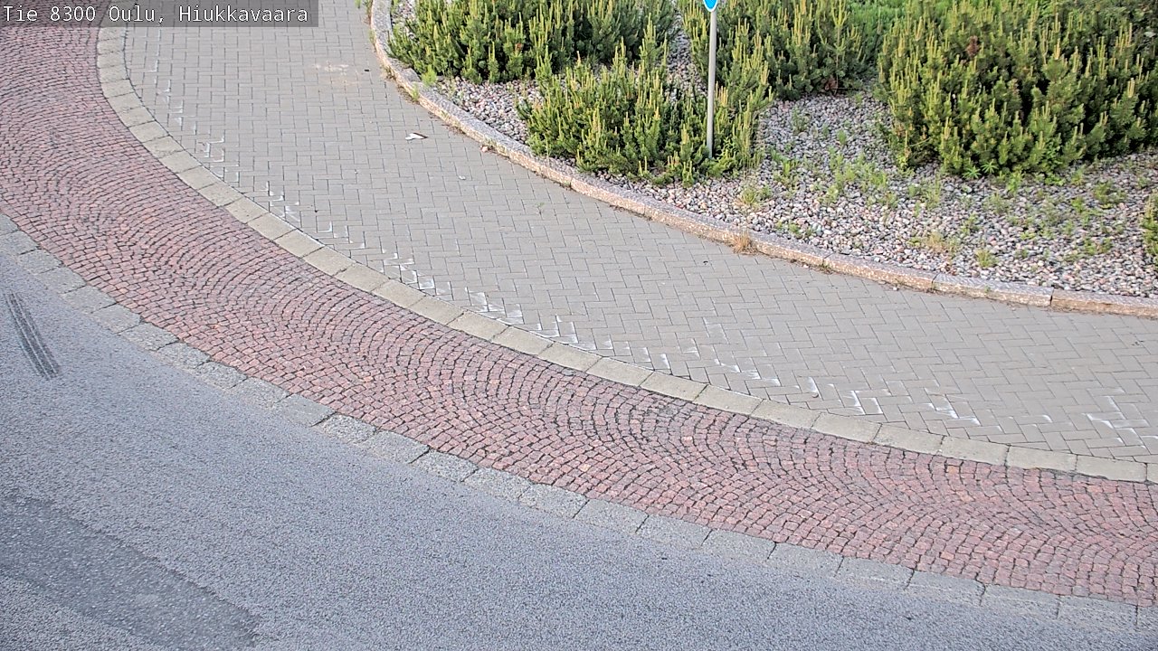 Weather Camera Image road 8300 Oulu Hiukkavaara, Oulu, Pohjois-Pohjanmaa