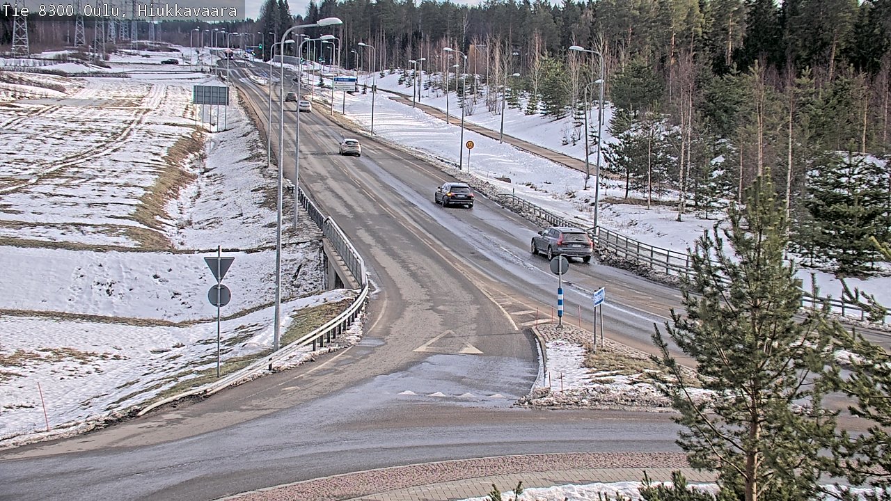 Weather Camera Image väg 8300 Oulu Hiukkavaara, Oulu, Pohjois-Pohjanmaa