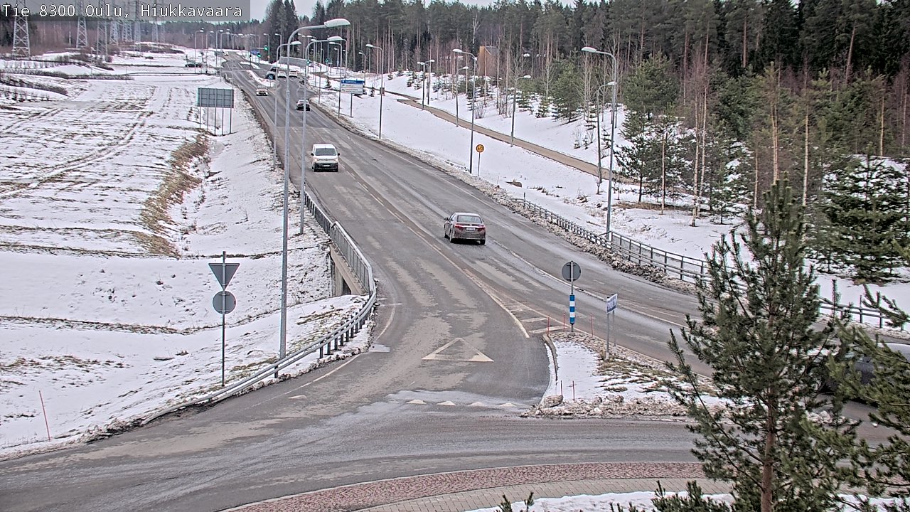 Weather Camera Image väg 8300 Oulu Hiukkavaara, Oulu, Pohjois-Pohjanmaa
