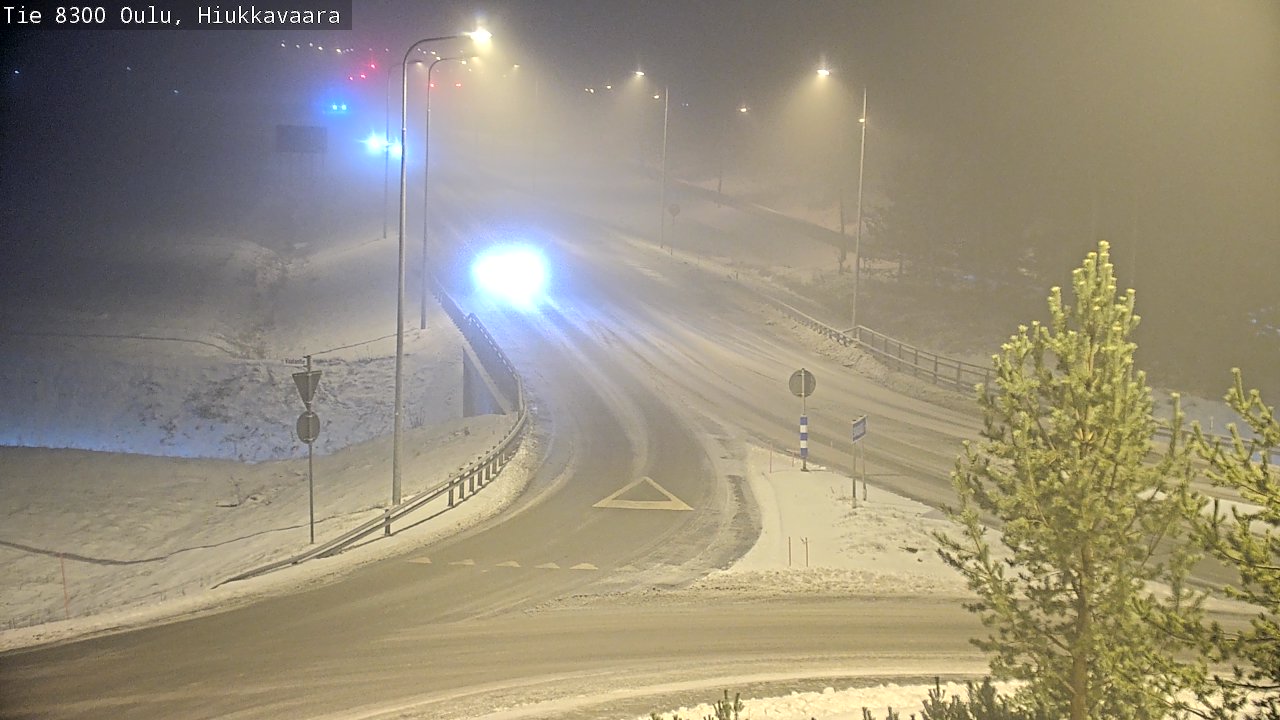 Weather Camera Image väg 8300 Oulu Hiukkavaara, Oulu, Pohjois-Pohjanmaa