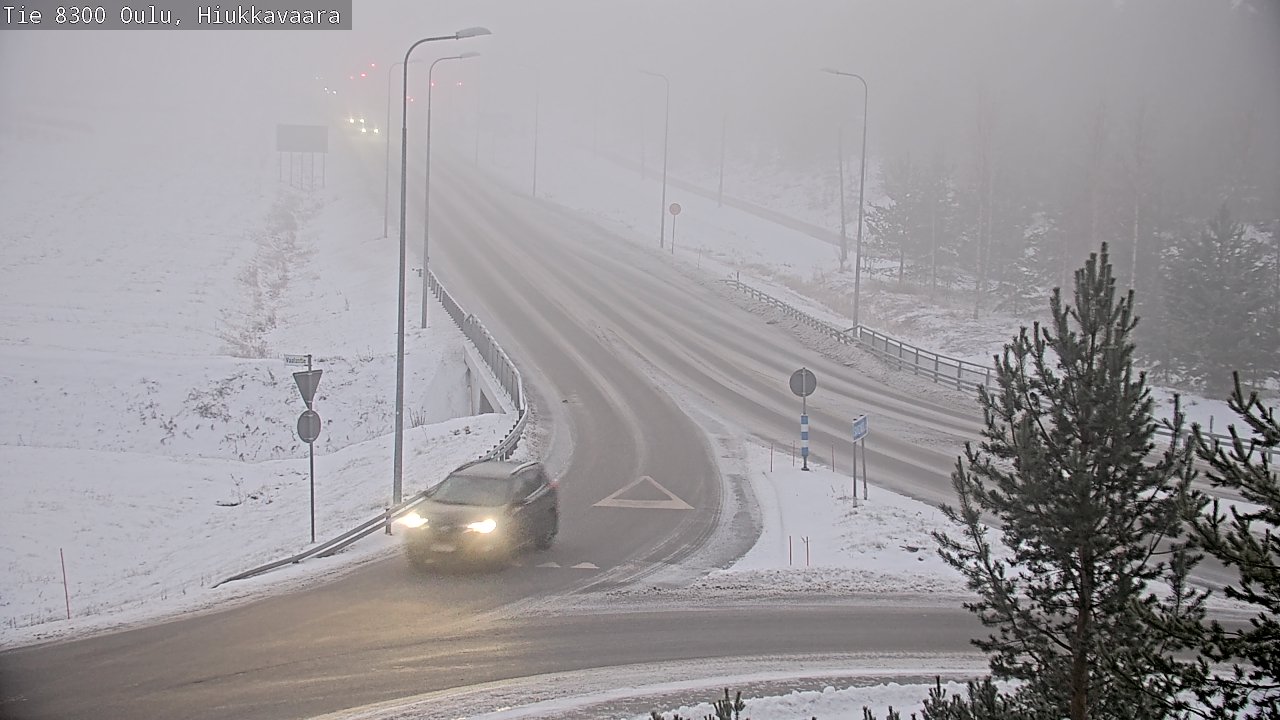 Weather Camera Image väg 8300 Oulu Hiukkavaara, Oulu, Pohjois-Pohjanmaa