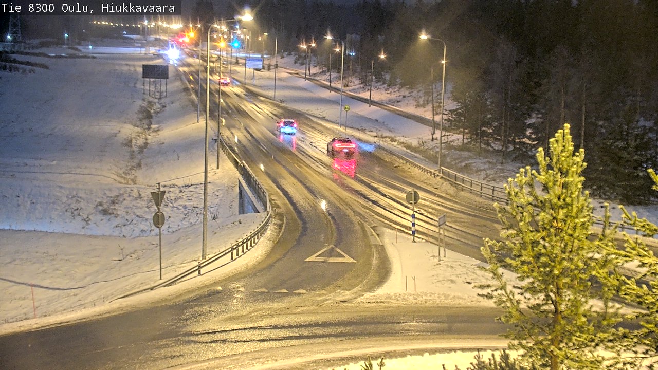Weather Camera Image väg 8300 Oulu Hiukkavaara, Oulu, Pohjois-Pohjanmaa