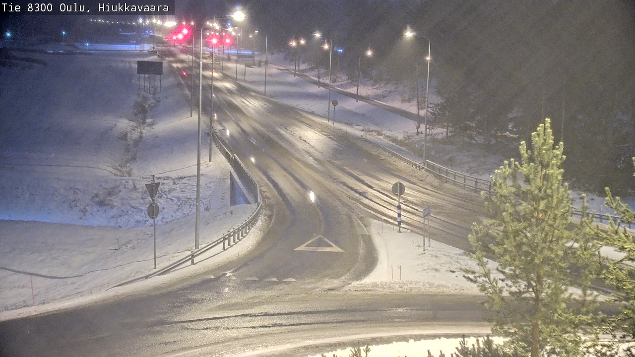 Weather Camera Image väg 8300 Oulu Hiukkavaara, Oulu, Pohjois-Pohjanmaa