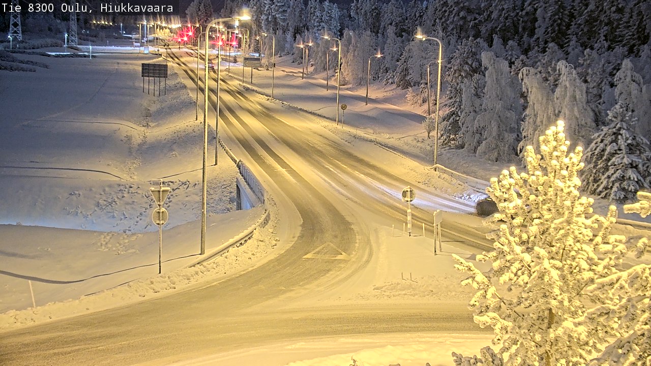 Weather Camera Image road 8300 Oulu Hiukkavaara, Oulu, Pohjois-Pohjanmaa