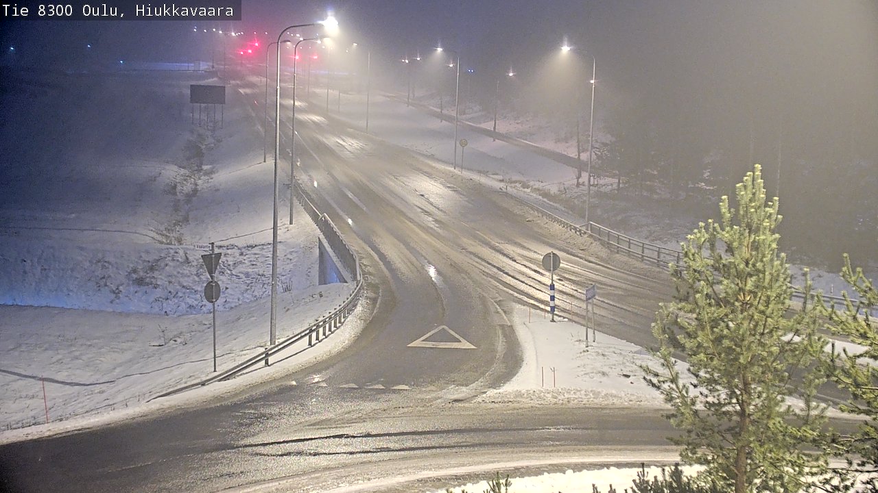 Weather Camera Image väg 8300 Oulu Hiukkavaara, Oulu, Pohjois-Pohjanmaa