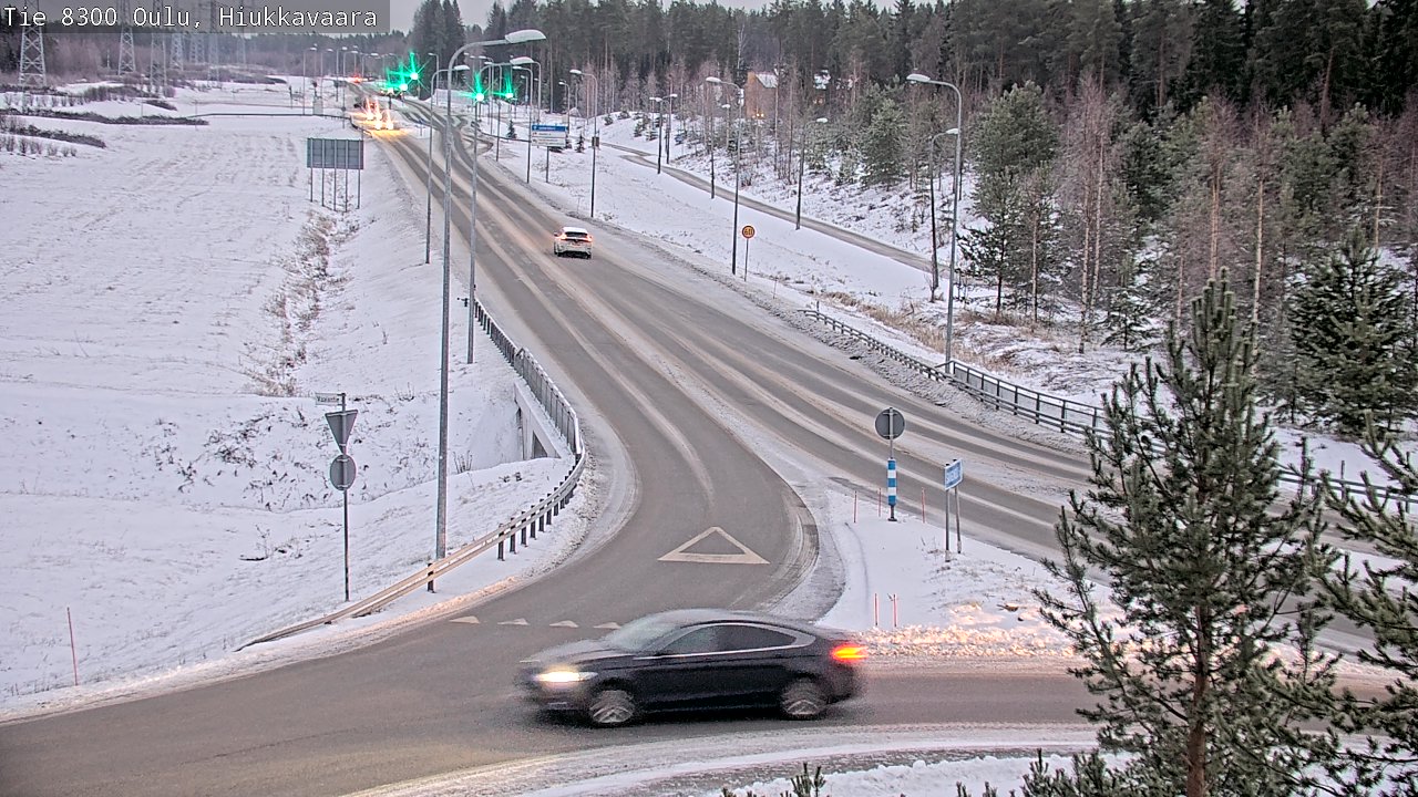 Weather Camera Image väg 8300 Oulu Hiukkavaara, Oulu, Pohjois-Pohjanmaa