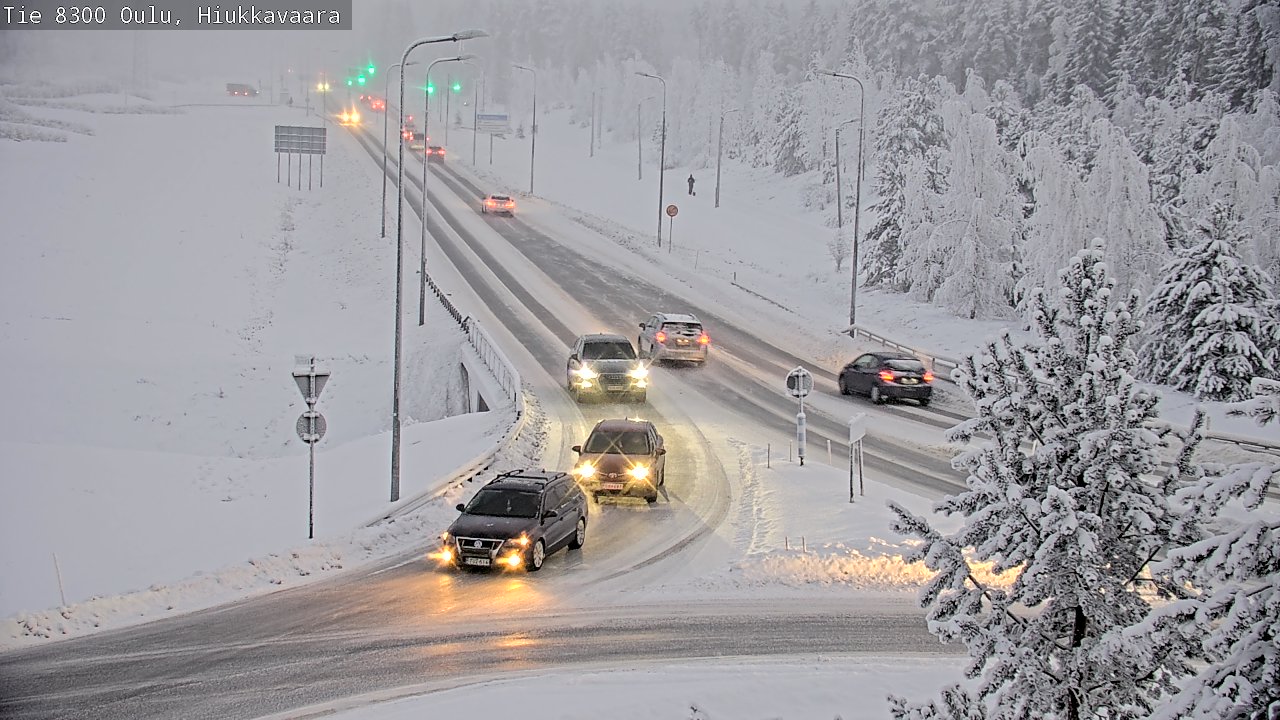 Weather Camera Image road 8300 Oulu Hiukkavaara, Oulu, Pohjois-Pohjanmaa