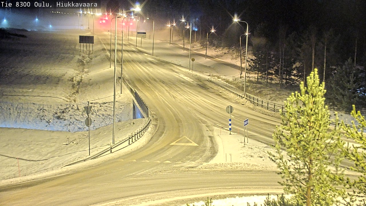 Weather Camera Image väg 8300 Oulu Hiukkavaara, Oulu, Pohjois-Pohjanmaa