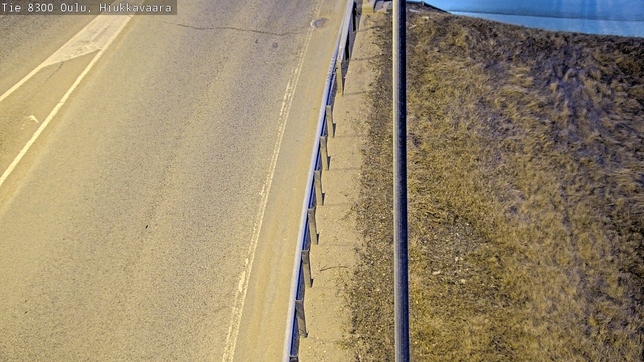 Weather Camera Image väg 8300 Oulu Hiukkavaara, Oulu, Pohjois-Pohjanmaa