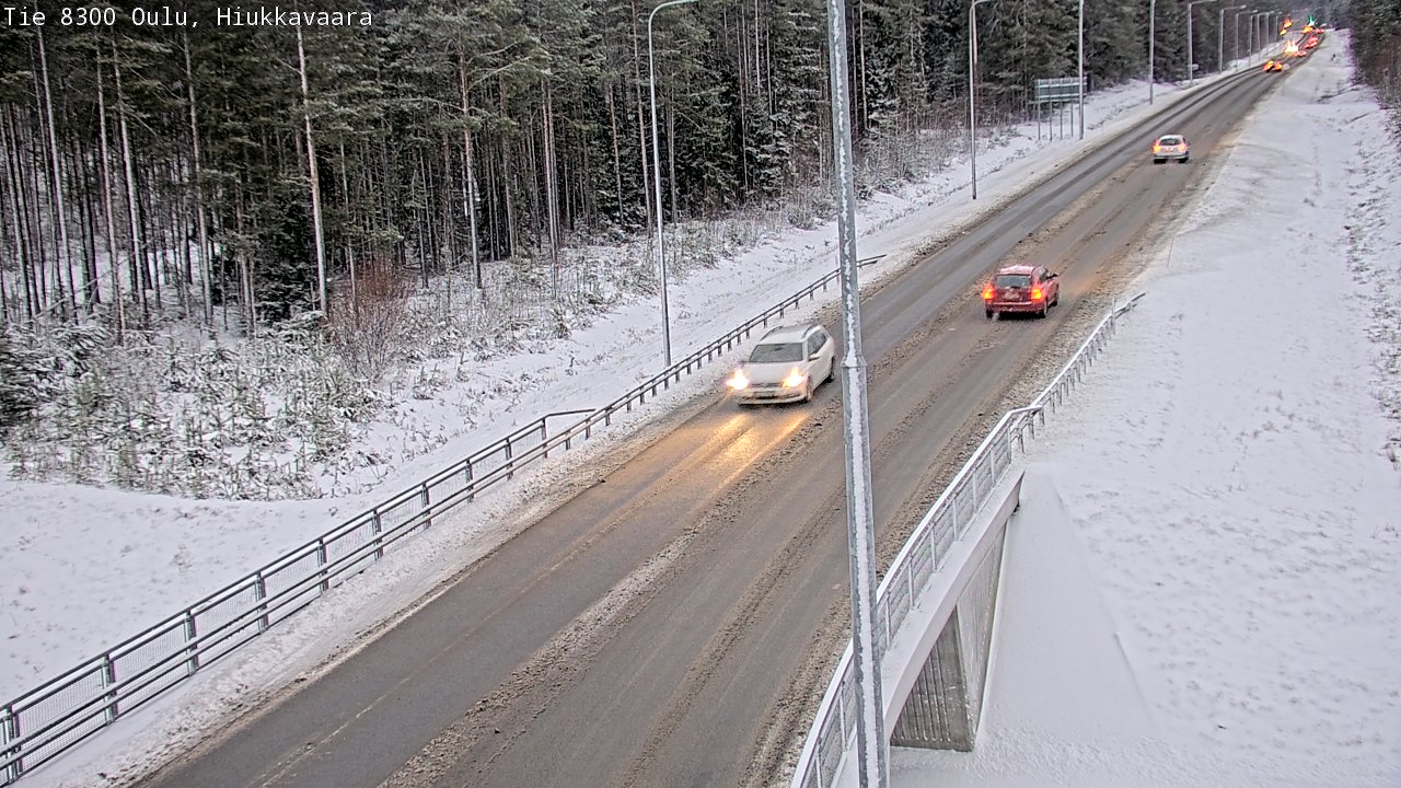 Weather Camera Image väg 8300 Oulu Hiukkavaara, Oulu, Pohjois-Pohjanmaa