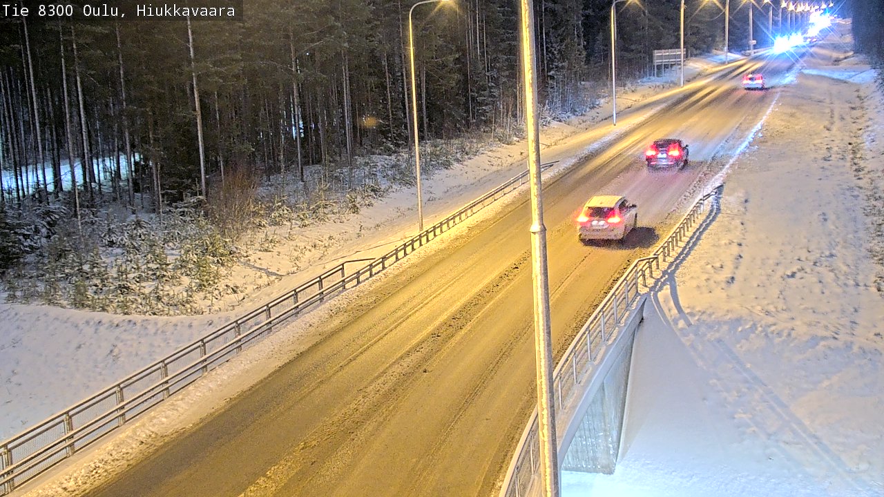 Weather Camera Image väg 8300 Oulu Hiukkavaara, Oulu, Pohjois-Pohjanmaa