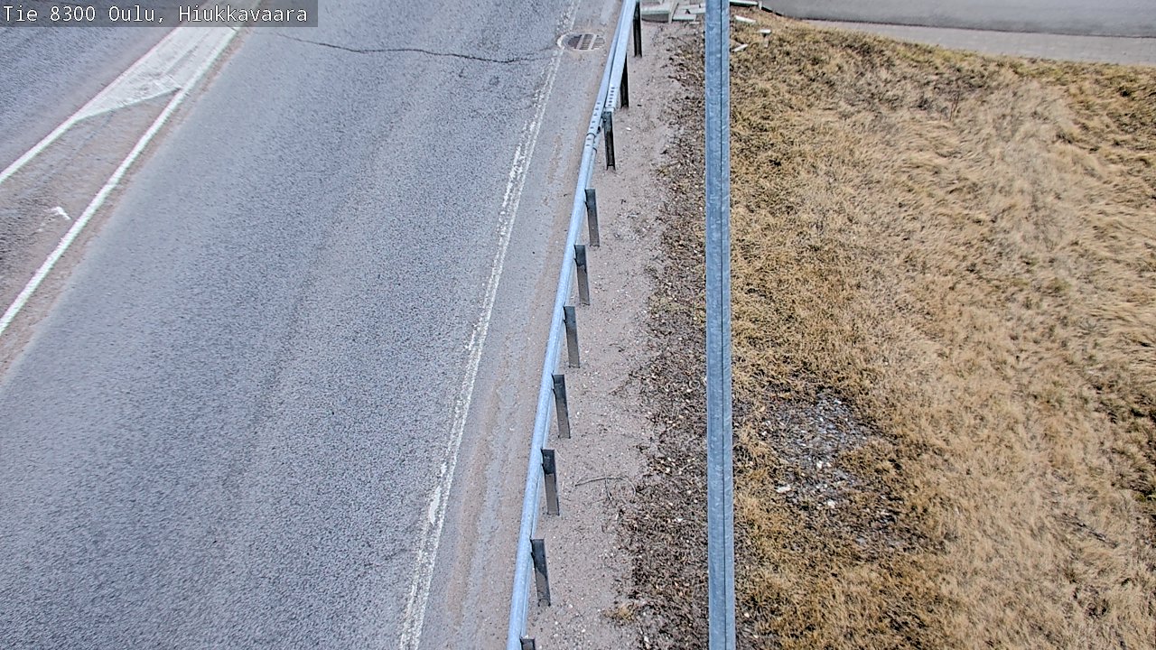 Weather Camera Image road 8300 Oulu Hiukkavaara, Oulu, Pohjois-Pohjanmaa
