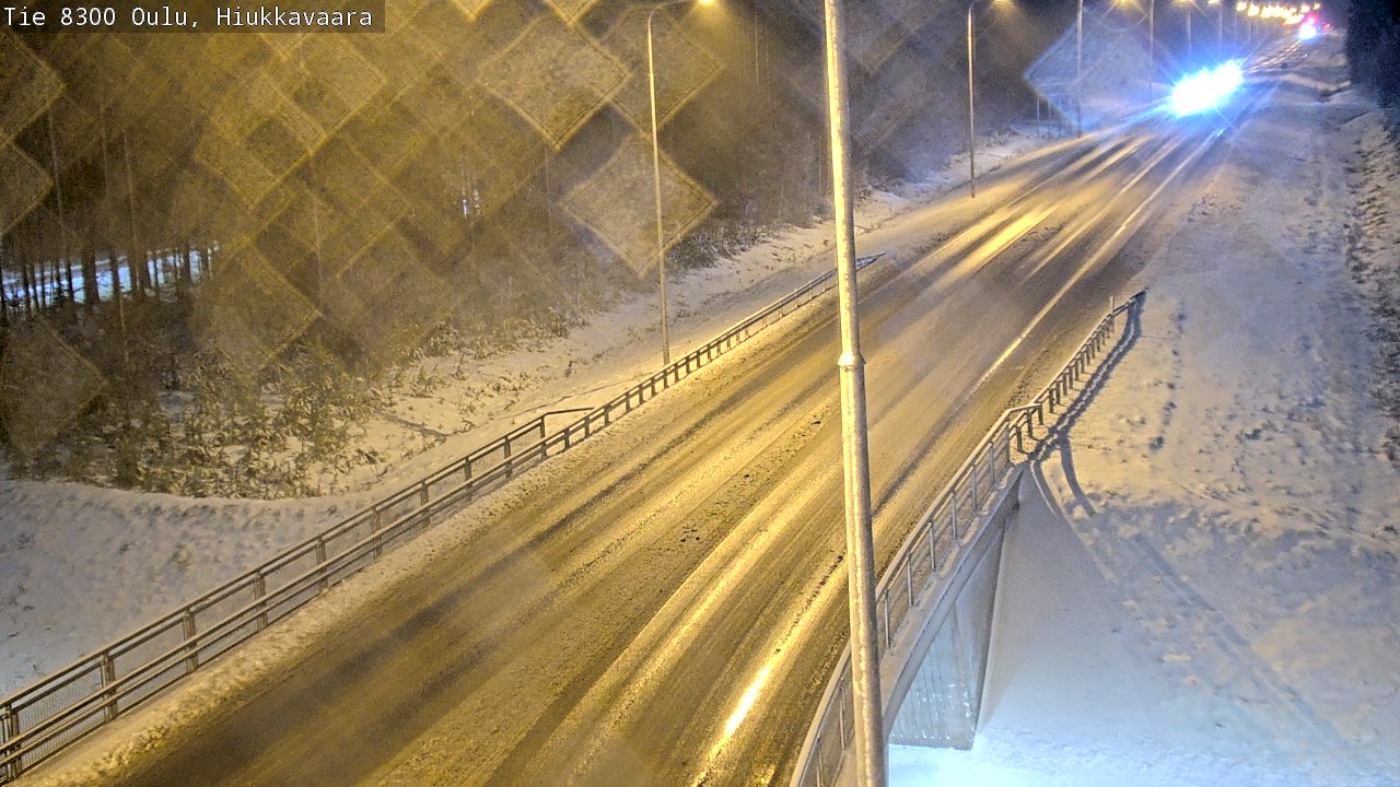 Weather Camera Image väg 8300 Oulu Hiukkavaara, Oulu, Pohjois-Pohjanmaa