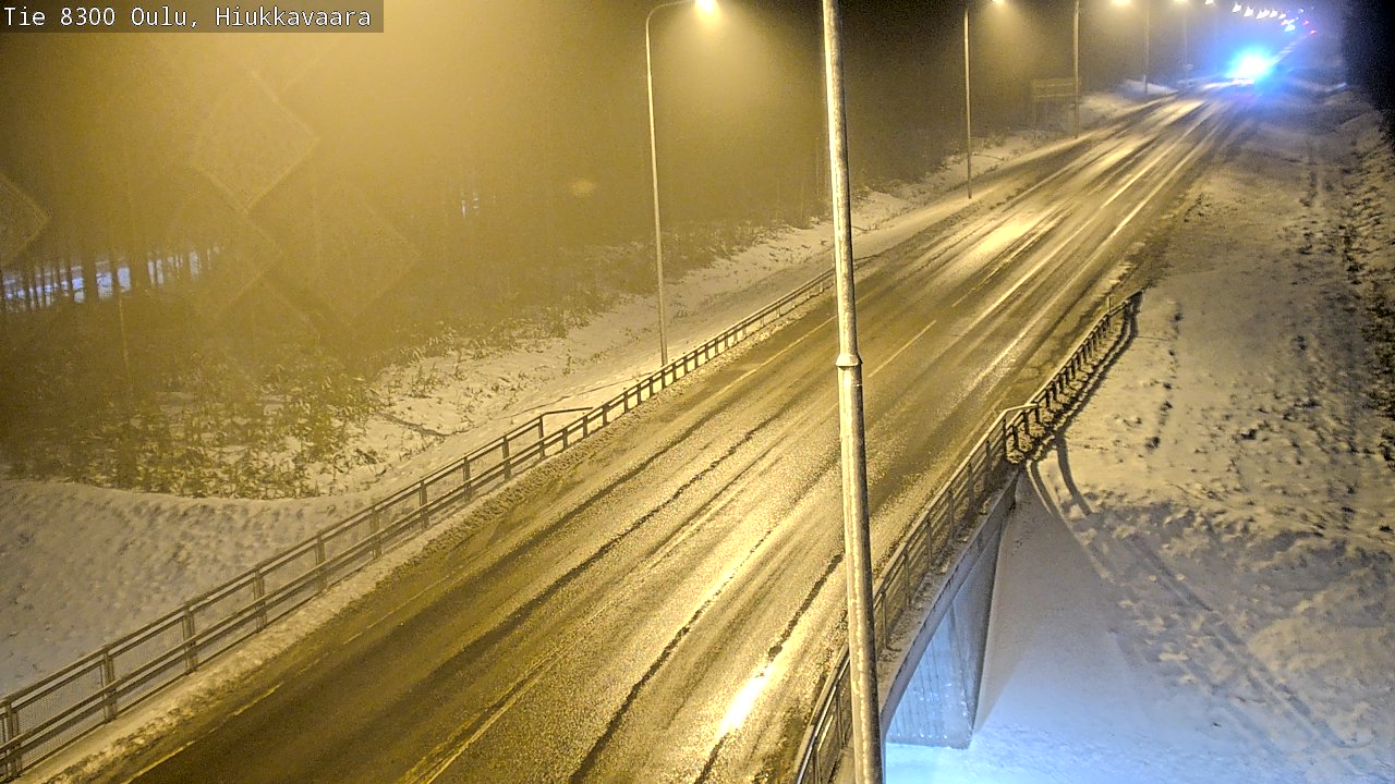 Weather Camera Image väg 8300 Oulu Hiukkavaara, Oulu, Pohjois-Pohjanmaa