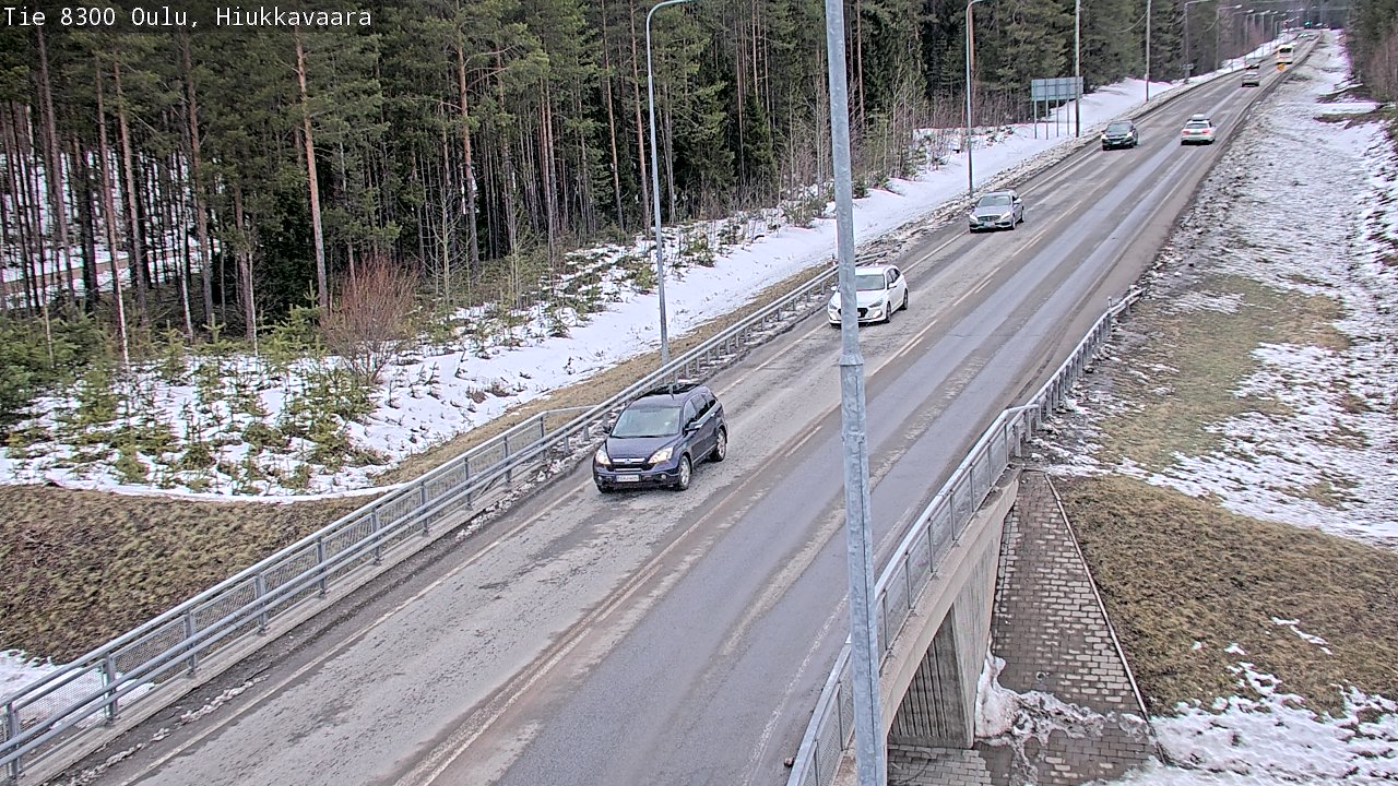 Weather Camera Image väg 8300 Oulu Hiukkavaara, Oulu, Pohjois-Pohjanmaa