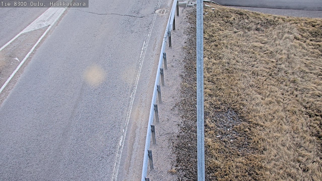 Weather Camera Image väg 8300 Oulu Hiukkavaara, Oulu, Pohjois-Pohjanmaa