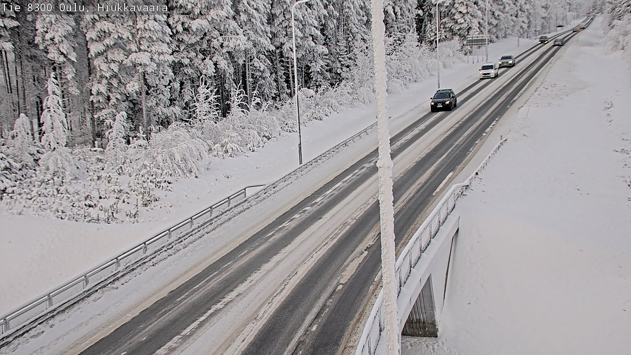 Weather Camera Image väg 8300 Oulu Hiukkavaara, Oulu, Pohjois-Pohjanmaa