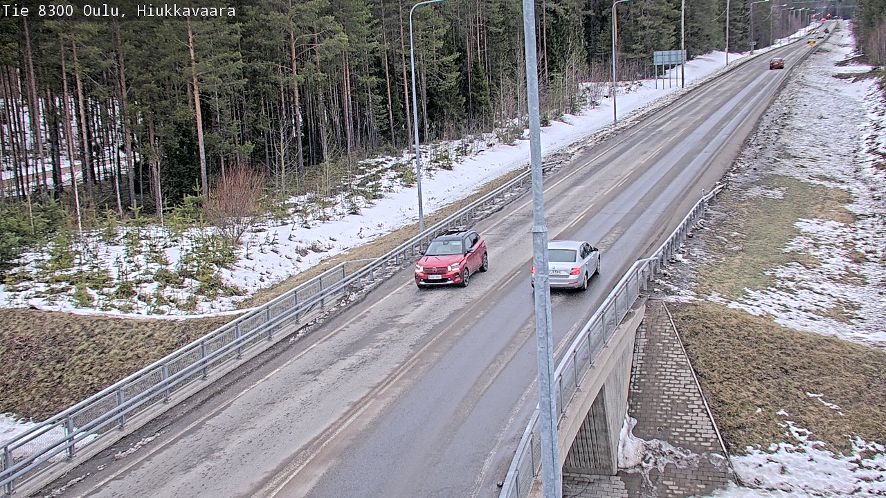 Weather Camera Image väg 8300 Oulu Hiukkavaara, Oulu, Pohjois-Pohjanmaa