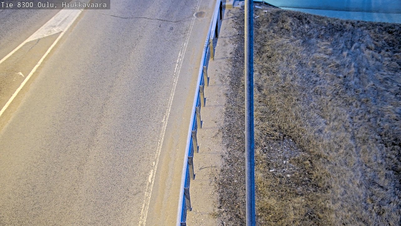 Weather Camera Image road 8300 Oulu Hiukkavaara, Oulu, Pohjois-Pohjanmaa