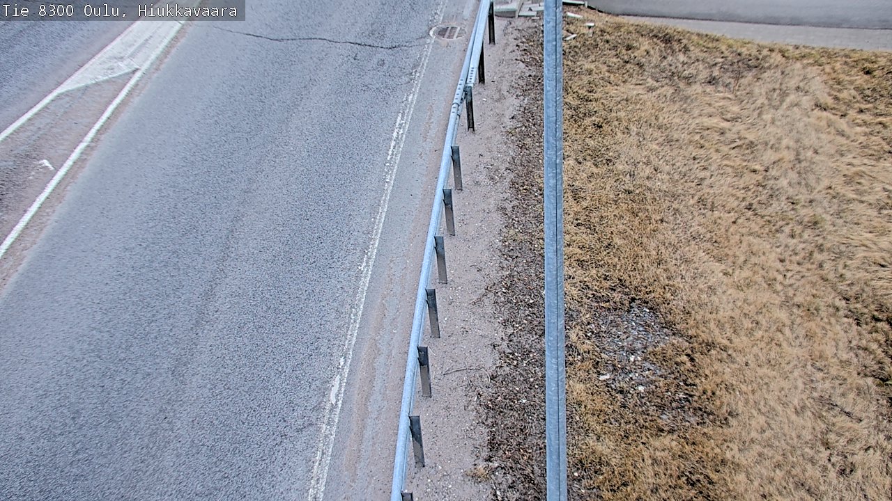 Weather Camera Image road 8300 Oulu Hiukkavaara, Oulu, Pohjois-Pohjanmaa