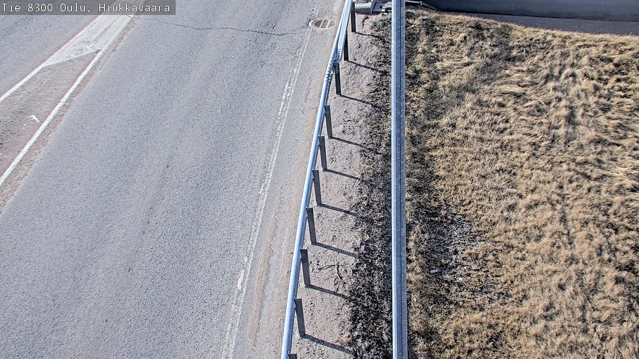 Weather Camera Image väg 8300 Oulu Hiukkavaara, Oulu, Pohjois-Pohjanmaa