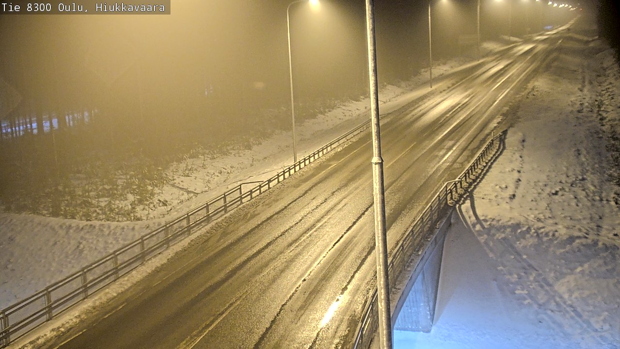 Weather Camera Image väg 8300 Oulu Hiukkavaara, Oulu, Pohjois-Pohjanmaa