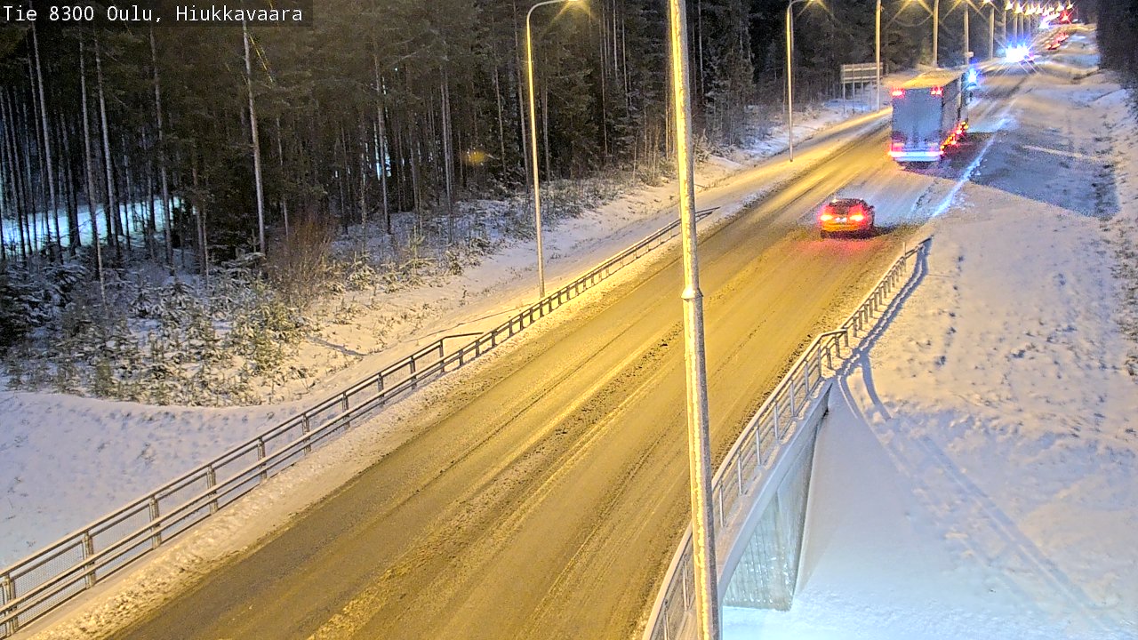 Weather Camera Image väg 8300 Oulu Hiukkavaara, Oulu, Pohjois-Pohjanmaa