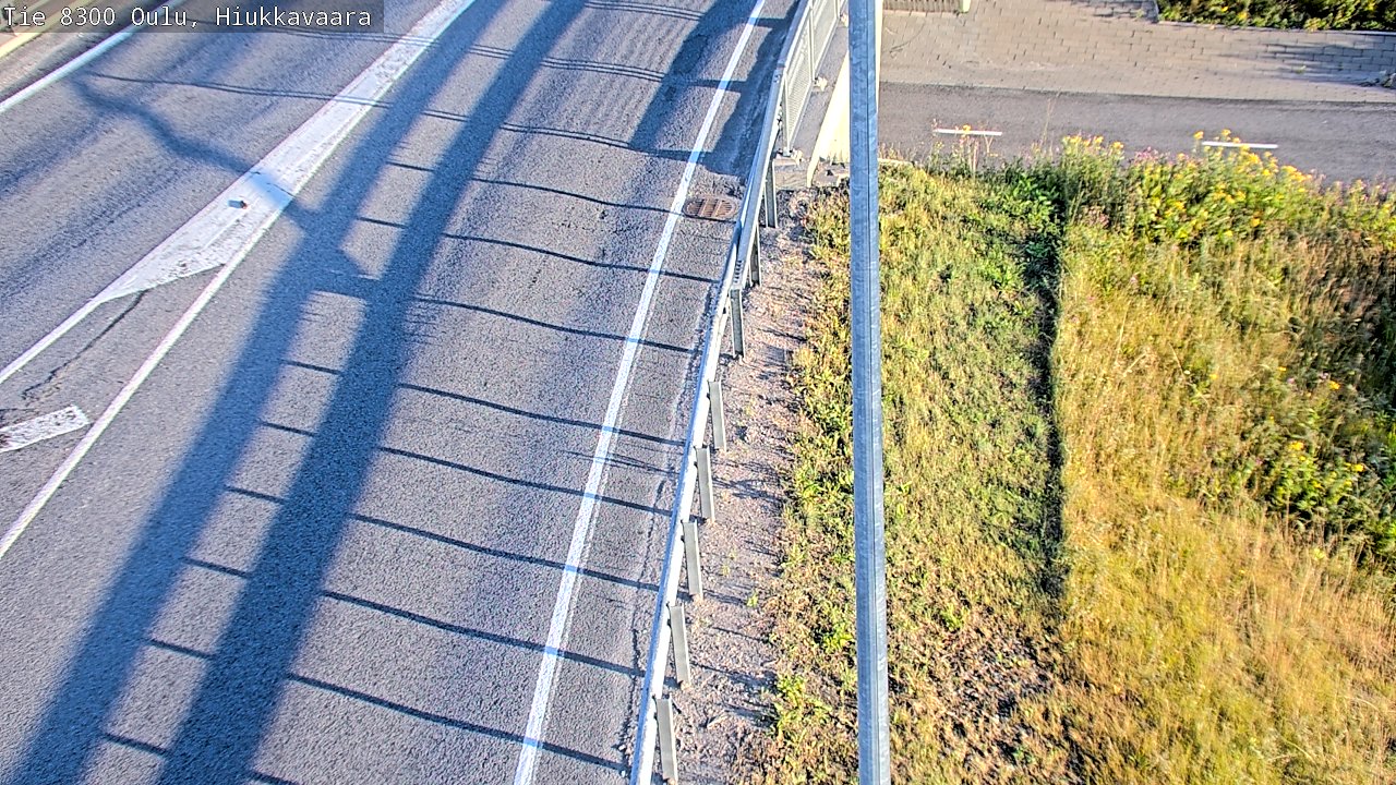 Weather Camera Image road 8300 Oulu Hiukkavaara, Oulu, Pohjois-Pohjanmaa