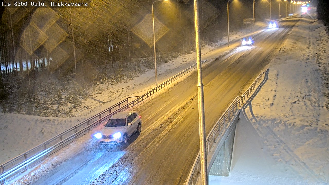 Weather Camera Image väg 8300 Oulu Hiukkavaara, Oulu, Pohjois-Pohjanmaa