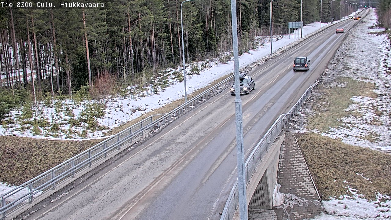 Weather Camera Image väg 8300 Oulu Hiukkavaara, Oulu, Pohjois-Pohjanmaa