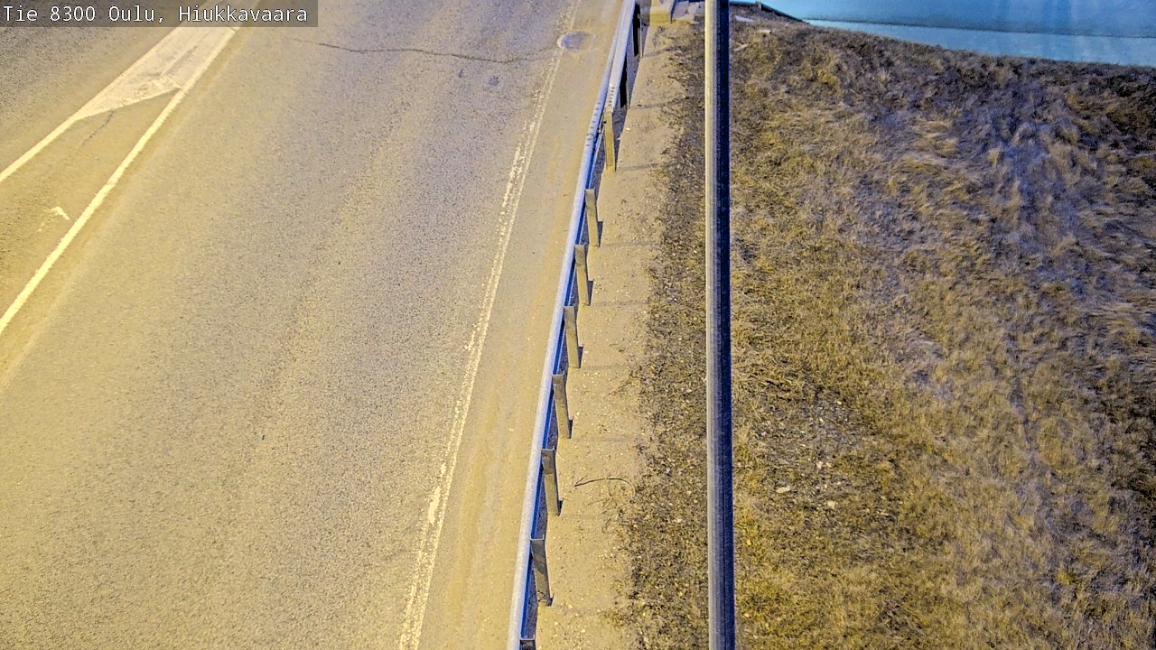 Weather Camera Image väg 8300 Oulu Hiukkavaara, Oulu, Pohjois-Pohjanmaa