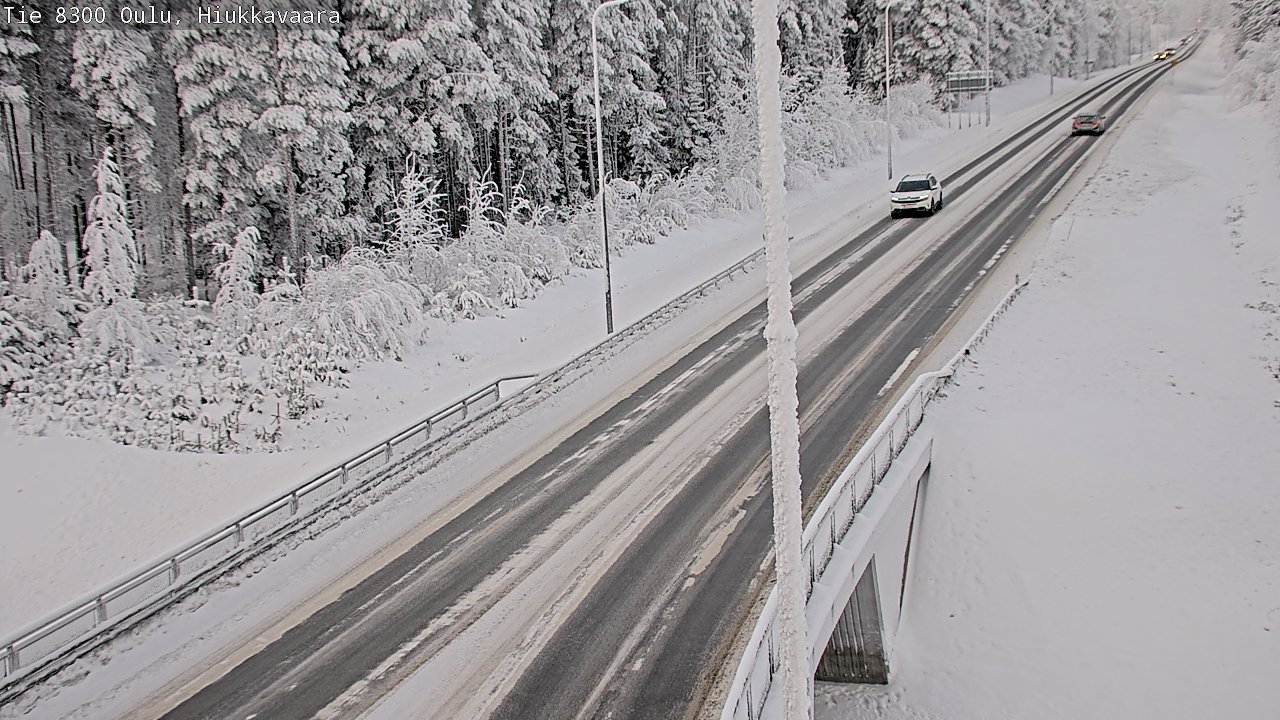 Weather Camera Image väg 8300 Oulu Hiukkavaara, Oulu, Pohjois-Pohjanmaa