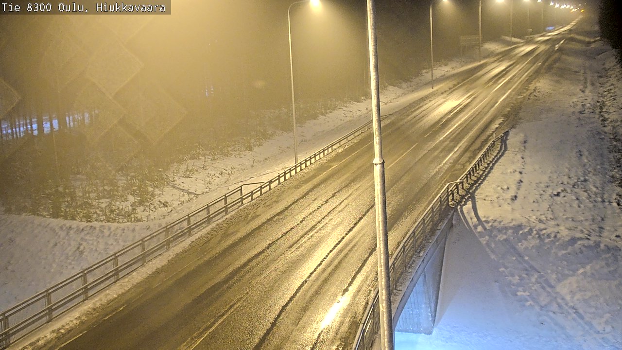 Weather Camera Image väg 8300 Oulu Hiukkavaara, Oulu, Pohjois-Pohjanmaa