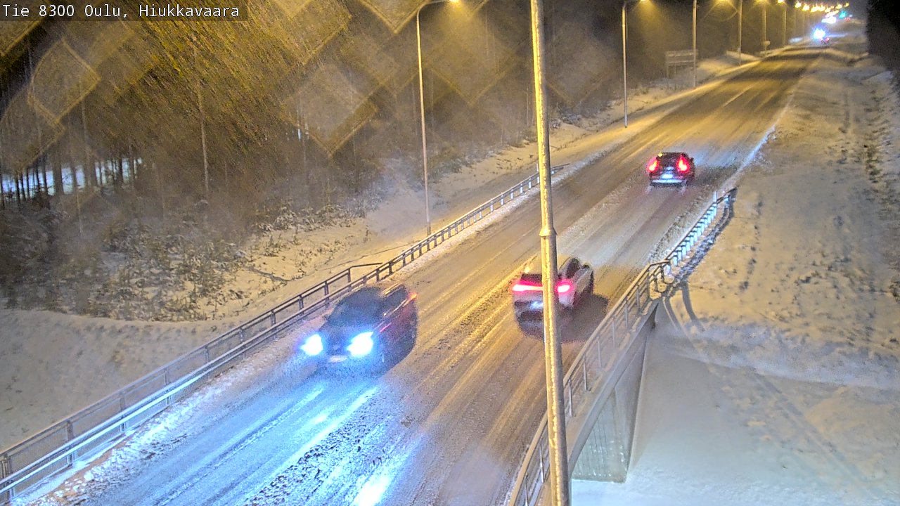 Weather Camera Image väg 8300 Oulu Hiukkavaara, Oulu, Pohjois-Pohjanmaa