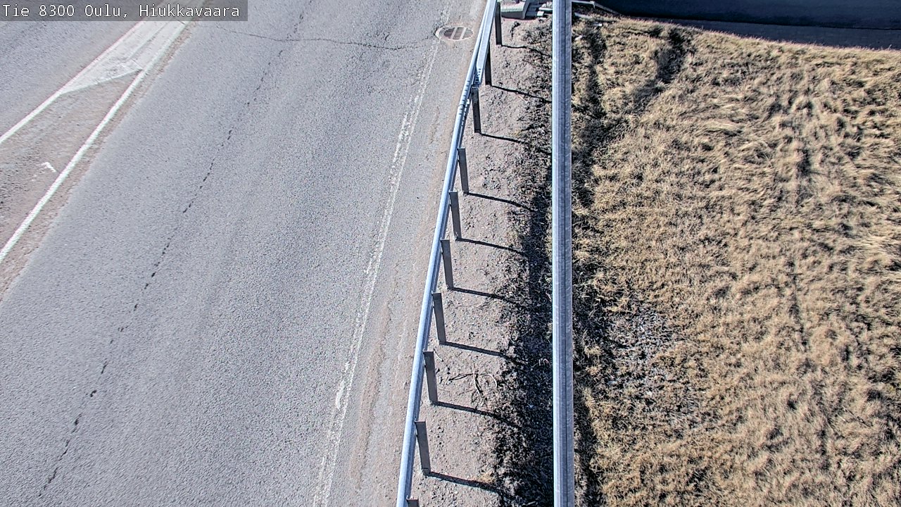Weather Camera Image väg 8300 Oulu Hiukkavaara, Oulu, Pohjois-Pohjanmaa