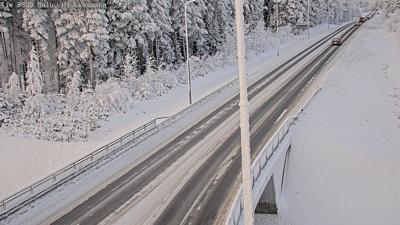 Weather Camera Image väg 8300 Oulu Hiukkavaara, Oulu, Pohjois-Pohjanmaa
