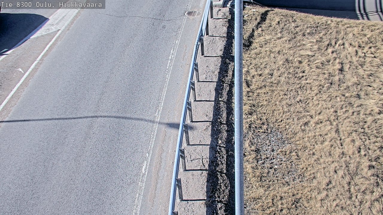 Weather Camera Image väg 8300 Oulu Hiukkavaara, Oulu, Pohjois-Pohjanmaa