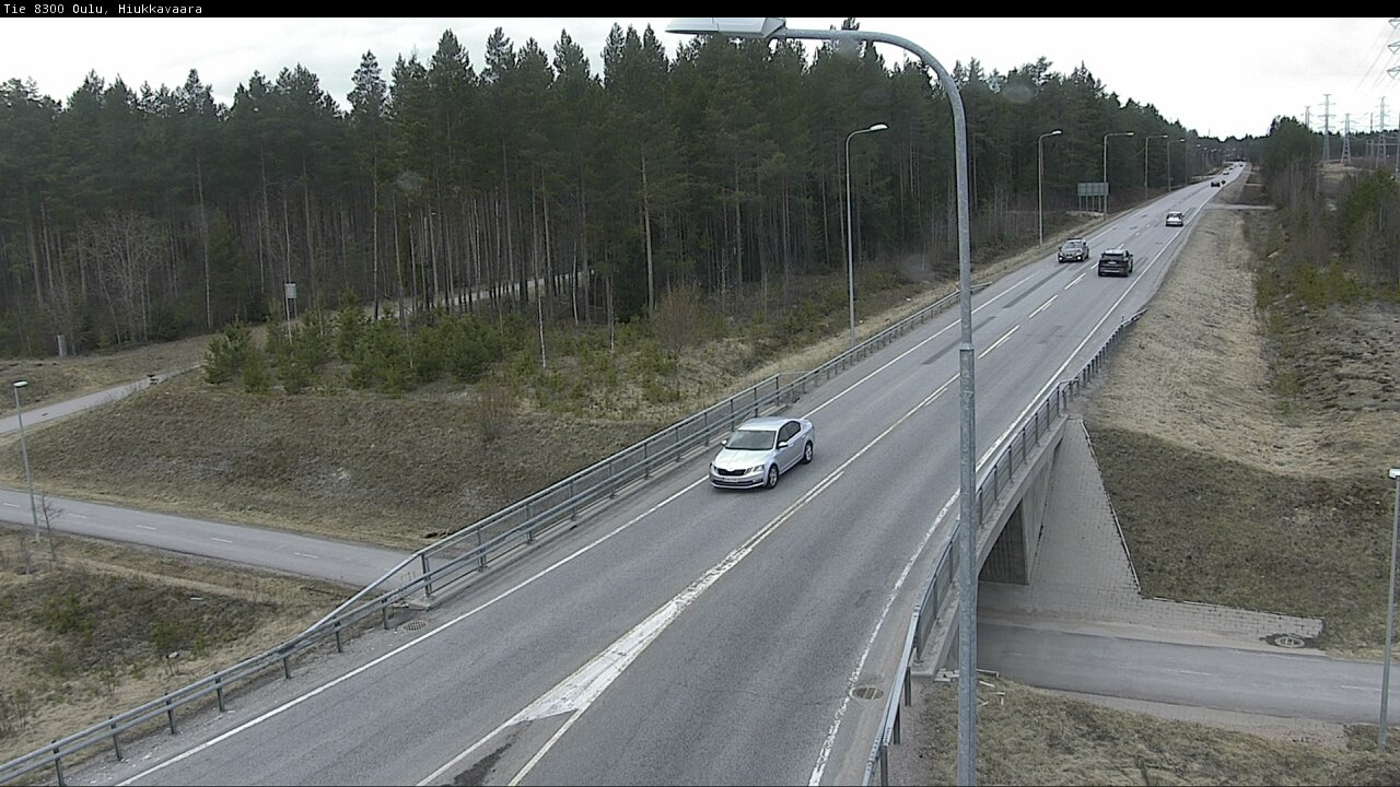 Kelikamerat Kuva tie 8300 Oulu Hiukkavaara, Oulu, Pohjois-Pohjanmaa