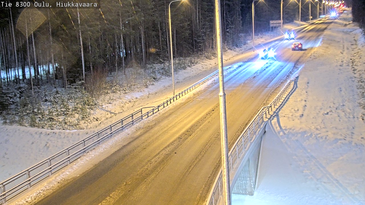 Weather Camera Image väg 8300 Oulu Hiukkavaara, Oulu, Pohjois-Pohjanmaa