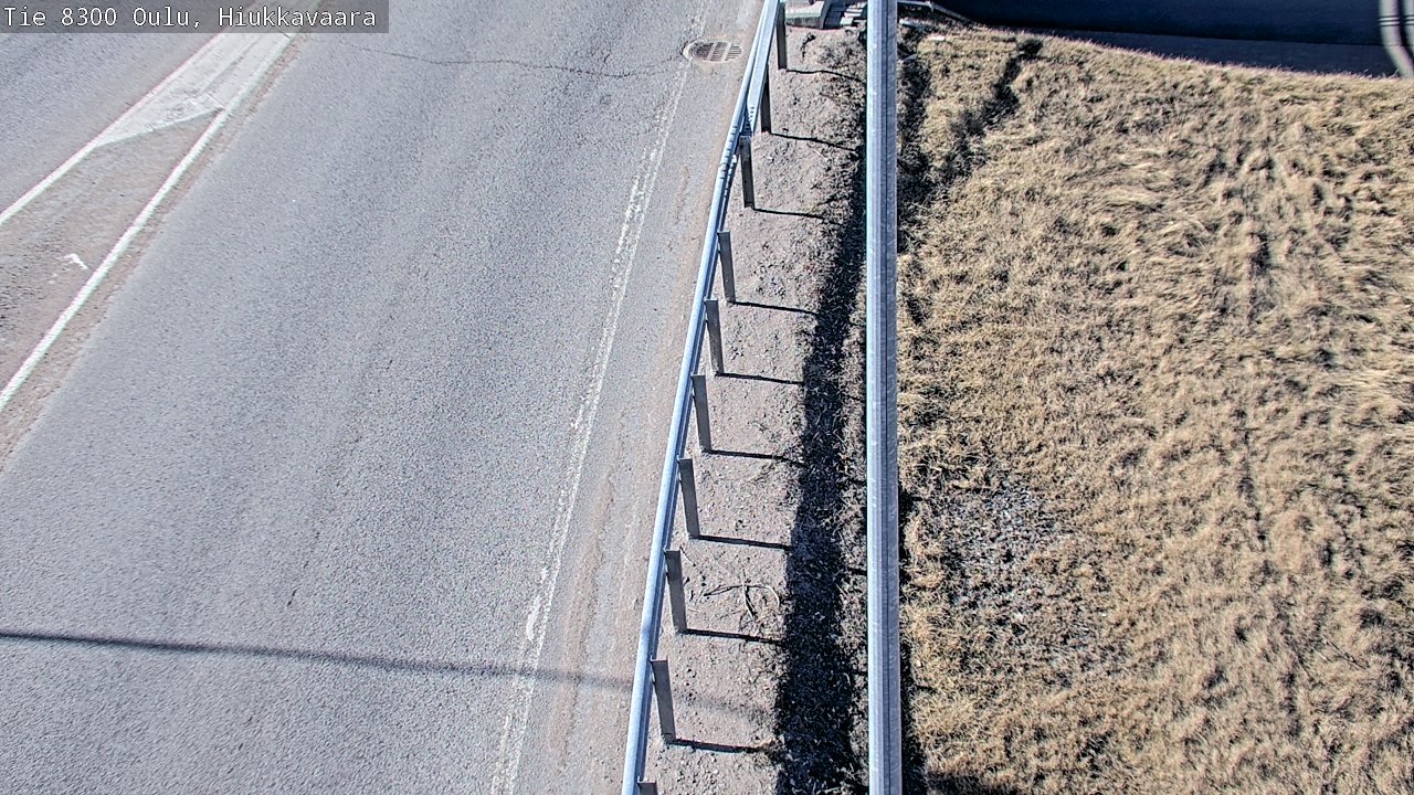 Weather Camera Image väg 8300 Oulu Hiukkavaara, Oulu, Pohjois-Pohjanmaa