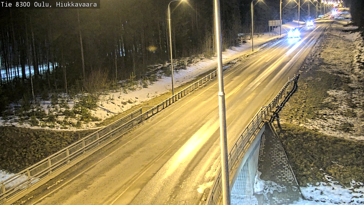 Weather Camera Image väg 8300 Oulu Hiukkavaara, Oulu, Pohjois-Pohjanmaa