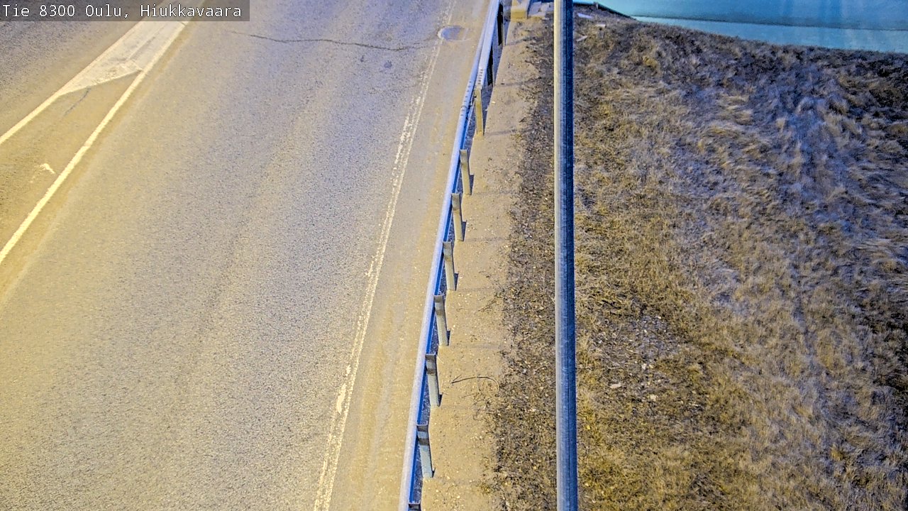 Weather Camera Image väg 8300 Oulu Hiukkavaara, Oulu, Pohjois-Pohjanmaa
