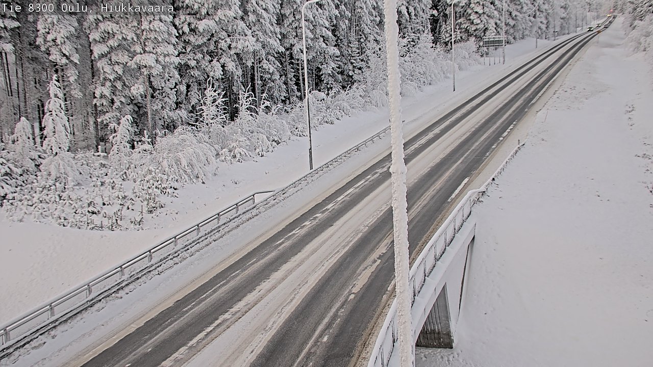 Weather Camera Image väg 8300 Oulu Hiukkavaara, Oulu, Pohjois-Pohjanmaa